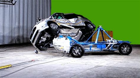 pole impact crash test video|Ford F.